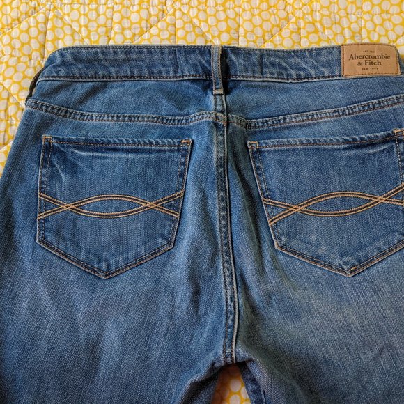 A&F Light Wash Flare Jeans - Picture 2 of 3